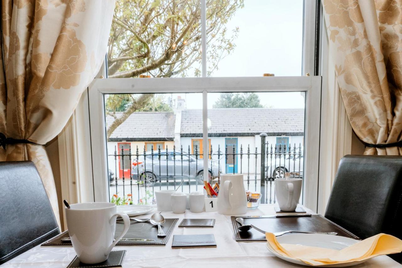 Plougastel House B&B Уестпорт Екстериор снимка